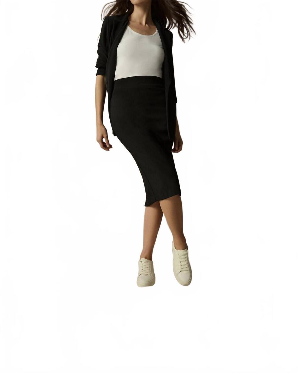 NEW JOSEPH RIBKOFF pencil skirt in black